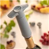 Vakuuminis siurblys ir vyno kamščiai Winuum InnovaGoods (4 kepurės)