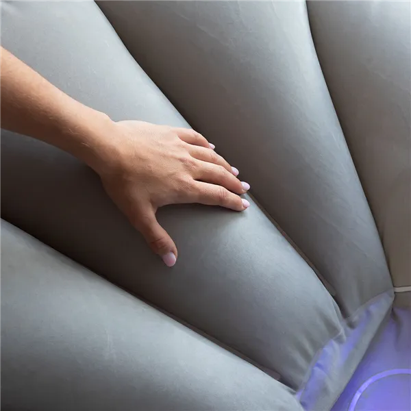 Ilmatäytteinen Nojatuoli Monivärisellä LED-valolla ja Kaukosäätimellä Chight InnovaGoods
