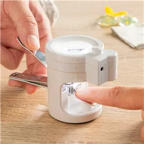 Kynsileikkuri LED-valolla, suurennuslasilla ja viilalla Clail InnovaGoods