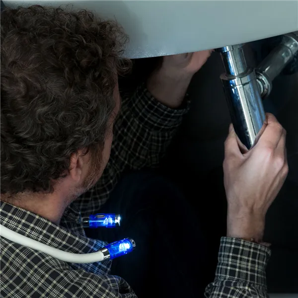 Ant kaklo dedama LED skaitymo lemputė Nereled InnovaGoods