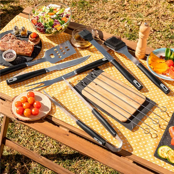 Grillausvälinesetti Laukulla BBSet InnovaGoods 12 Kappaletta